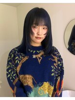 イェッカ パビル(YECCA pabil)&nbsp;ネイビーとブラックのデザインカラー