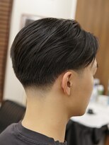 ザ チョップ ショップ ハラジュク(THE CHOP SHOP HARAJUKU)&nbsp;原宿渋谷理容室テーパーフェードカットメンズセンターパート