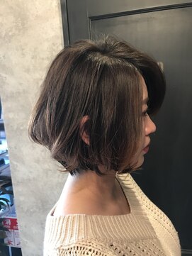 デイズ(DAY☆S) 耳かけショートボブ