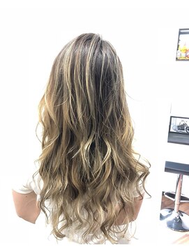 ディーパス(D-PATH) 外国人風大人気バレイヤージュカラー_D-PATH