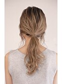 夏のヘアアレンジ　簡単ポニーテール