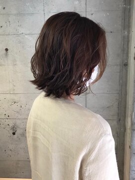 オッソ(OSSO) ミディアムレイヤーボブ_外ハネボブアッシュブラウン