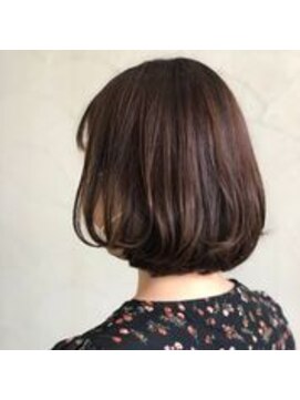 クオリス 上福岡店(QUALIS) 小顔グラボブ/ツヤ髪/ボブ/ココアブラウン/艶カラー/30代40代
