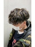 波巻きパーマ／ハイライト