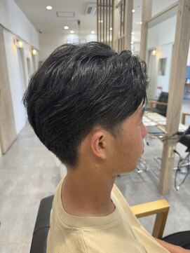 ヨロ(YoLo.) 高校生カット