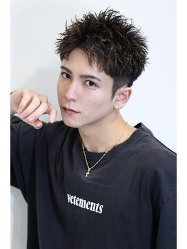 リップス 原宿(LIPPS) "ツイストスパイキー"