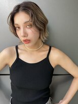 トルネード(TORNADO)&nbsp;海外ヘア ハイライトバレイヤージュ プラチナベージュボブ A1010