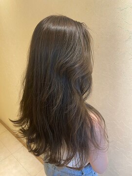 キキ 十日市店 kiki レージュカラー × 韓国風レイヤー ×ロング
