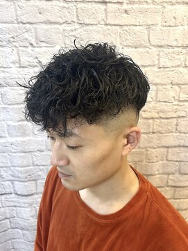 ヘアサロン 銀座マツナガ新宿店(hair salon) 大人ミドルフェード×スペインカール【新宿/理容室/バーバー】