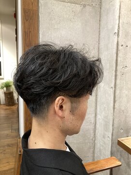 シルフィ(sylph) メンズパーマ　ニュアンスパーマ　ビジネスマンヘア