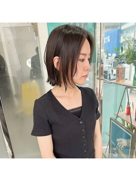 イル 天神西通り店(ill) 20代30代ボブ/ミディアムレイヤー／グレージュ/透明感/天神/大名