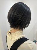 くびれミニボブ