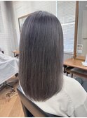 20代30代透明感暗髪アッシュブルーグレージュ丸みボブ