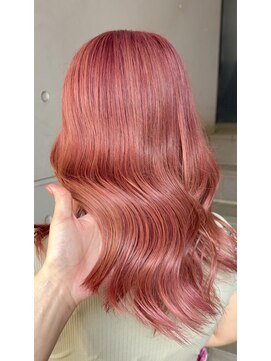 フェイス 石川町 (FACE) ハイトーン!サーモンピンク!