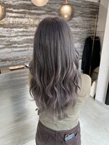 イースブルーレア(Y’s BLUE le'a)&nbsp;グレーシルバー