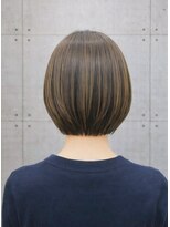 リトマス 二子玉川(litmus) 大人ショートヘア ハンサムショート ミルクベージュ 二子玉川