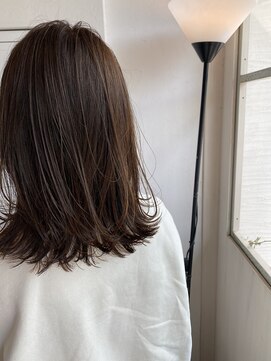 ヘアーエポック(hair epoque) ツヤミディアム_くすみベージュくびれミディラベンダーカラー
