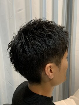 クローバー(CLOVER) ツーブロックベリーショート