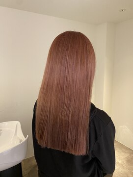 スリー(THREE) 切りっぱなしロング　コーラルピンク