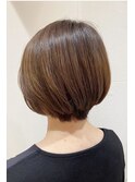 ショートボブ