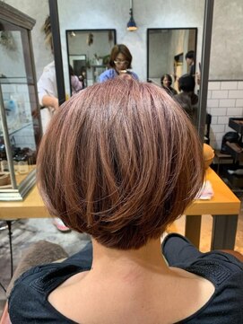 ブルー 青葉台(BLUE) 白髪染めピンクベージュ