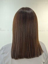 カリーナヘア(Carina Hair)