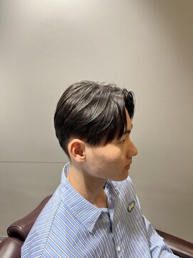リレーションメンズヘアー(RELATION MEN'S HAIR) ナチュラルセンターパート/カルマパーマ/ダークアッシュ
