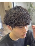 シャドウパーマ
