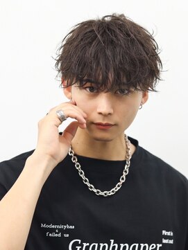 エデンバイトゥルークリエイション(EDEN by True Creation) 束感刈り上げマッシュ