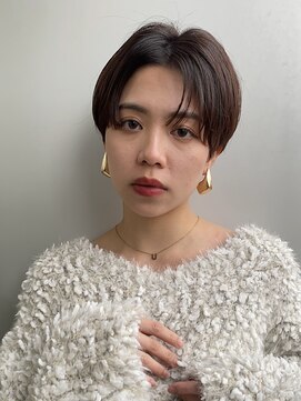 エアー 青山(AIR) 前髪あり耳掛け丸みボブコンパクトショート20代30代40代50代