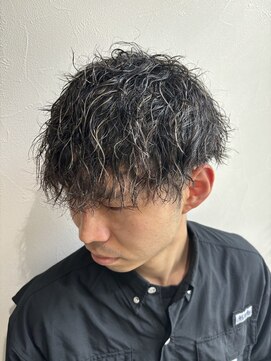 ツイストスパイラルメッシュパーママッシュツーブロックメンズ