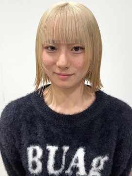 サーカス 町田(circus) ホワイトブロンド×ぱつっとボブ