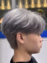 オーシャントーキョー 神戸(OCEAN TOKYO KOBE)&nbsp;シルバーニュアンスセンターパートシースルーマッシュ