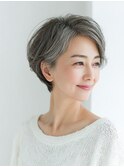 40代50代60代 白髪ぼかしショート