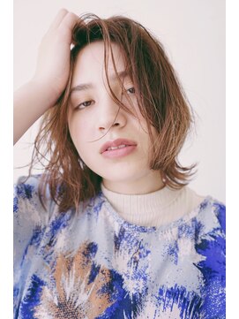 リッカ(RICCA) 【RICCA 渡辺】伸ばしかけにオススメ◇動きのあるウルフボブ