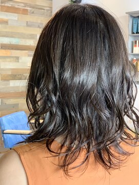 ルアナ ヘアアンドビューティ(Luana hair&beauty) アディクシーカラーサファイア５