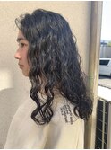 外国人風ロングスパイラルパーマ