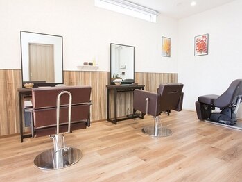 ROYALiii【ロイヤルスリー】