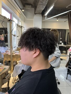 アイズ 海老名(AIZU) ツイストスパイラルパーマ ツイストパーマ メンズパーマ