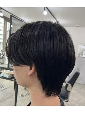 ノイセル 西本町(Noisyle) 韓国風ナチュラルセンターパートウルフ