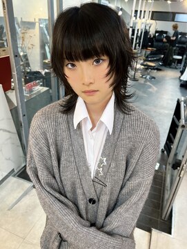 アリートウキョウ(ALLY TOKYO) シャギーウルフレイヤーカット外ハネウルフショートウルフカット