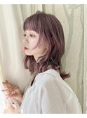 ミディアム／顔まわりレイヤー／ミディアムウルフ／ワイドバング