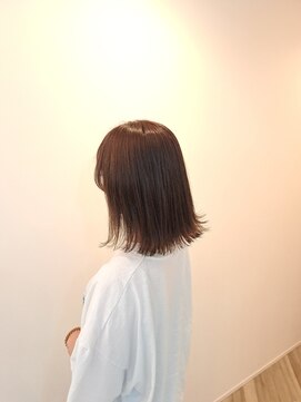 カラ(Cara) 艶髪ミディアム♪