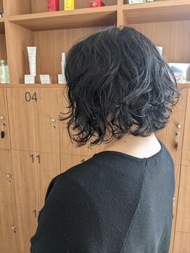 アース 三田南ウッディタウン店(HAIR&MAKE EARTH) 大人かわいい前下がりショートボブ小顔パーマ抜け感暗髪 3/4