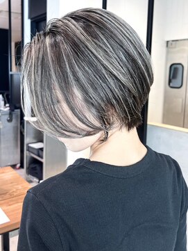 アイティー バイ アルバム 浦和店(IT by ALBUM) ショート美髪くびれミディウルフレイヤー_ba544981