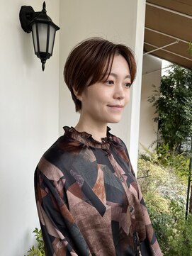 ニーナバイスニップ(Nina by Snip) ハンサムショート/センターパート