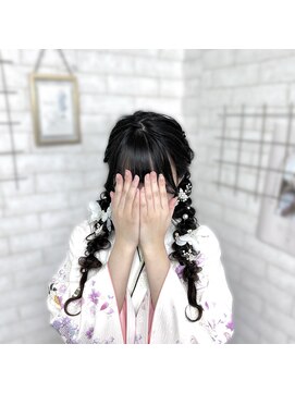 ベルデイズ 横浜西口店(BELDAYS) 編みおろしツインテール