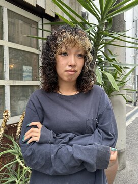 アンドピース and peace スパイラルパーマ