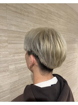 ヘアー スニップ(hair snip) 女子ウケハイライト刈り上げカット【上桂/桂】