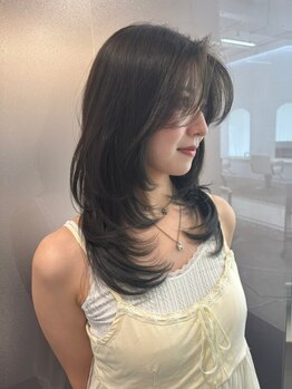 スノッブサンク(Snob ciNQ)の写真/【レイヤーカットで印象をチェンジ】顔周りのデザインを計算したカットで、あなただけのスタイルを実現☆